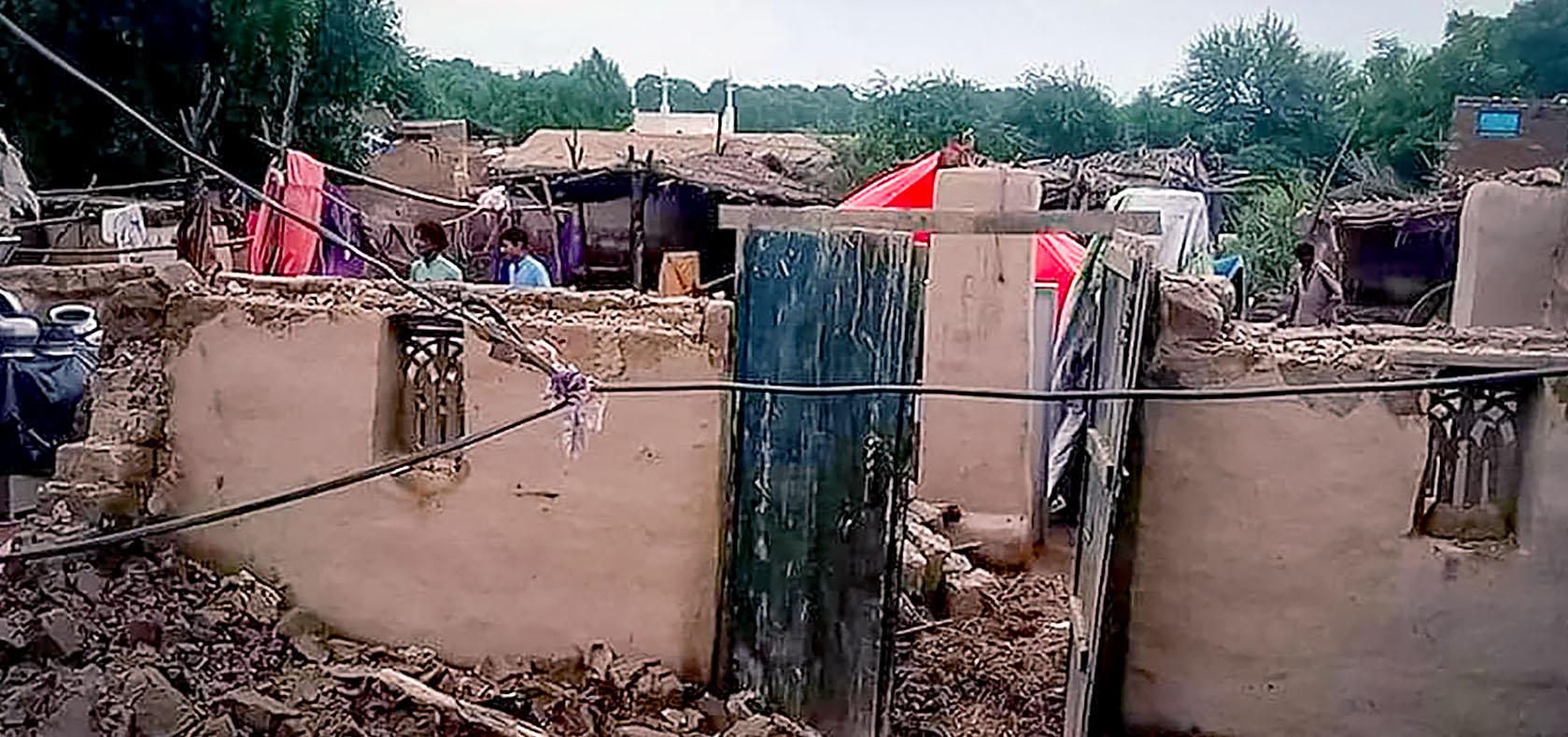 A view of a flood-damaged dwelling in Pakistan, August 2022. Photo courtesy of Rozan